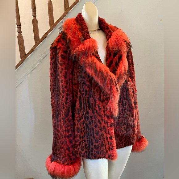Beautiful Stylish Dyed Spotted Lippi Cat Fur Jacket - Picture 8 of 14